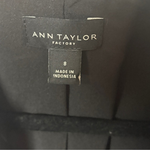 Ann Taylor Factory Gray and Black One Button Blazer Size 8 Career - Picture 6 of 7